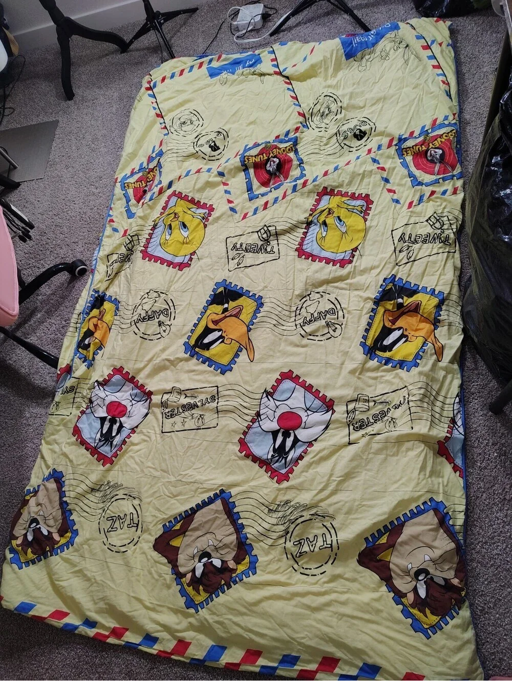 Vtg 90s Looney Tunes Twin Comforter Airmail Postage Stamp Bugs Tweety Daffy